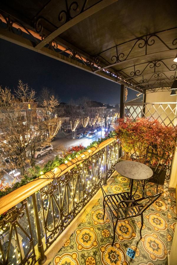 Vila Ekrem Korce Exterior foto